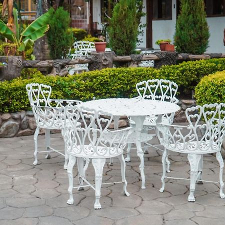 Hostal Jardin Escondido Vilcabamba Exteriör bild