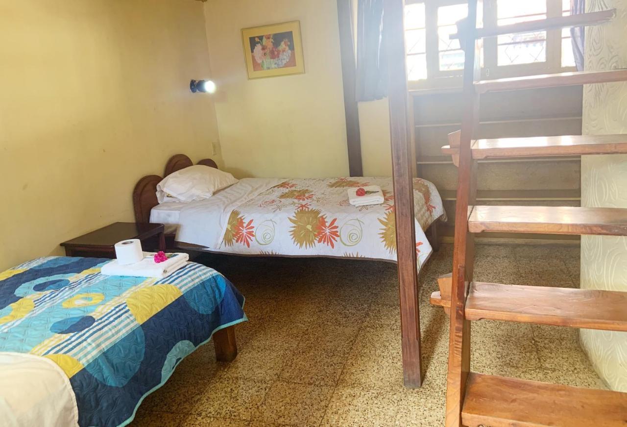 Hostal Jardin Escondido Vilcabamba Exteriör bild